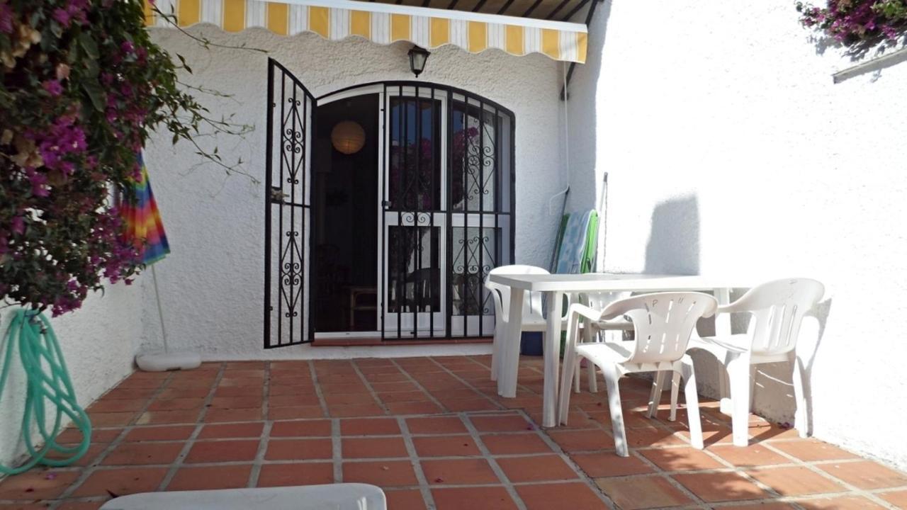 Apartment Pinos 11 Menyber Nerja